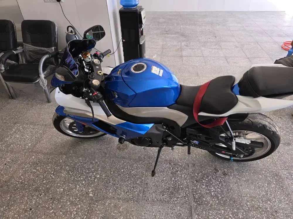 سوزوکیGsx Rبدون نقطه|موتورسیکلت|نیریز, |دیوار