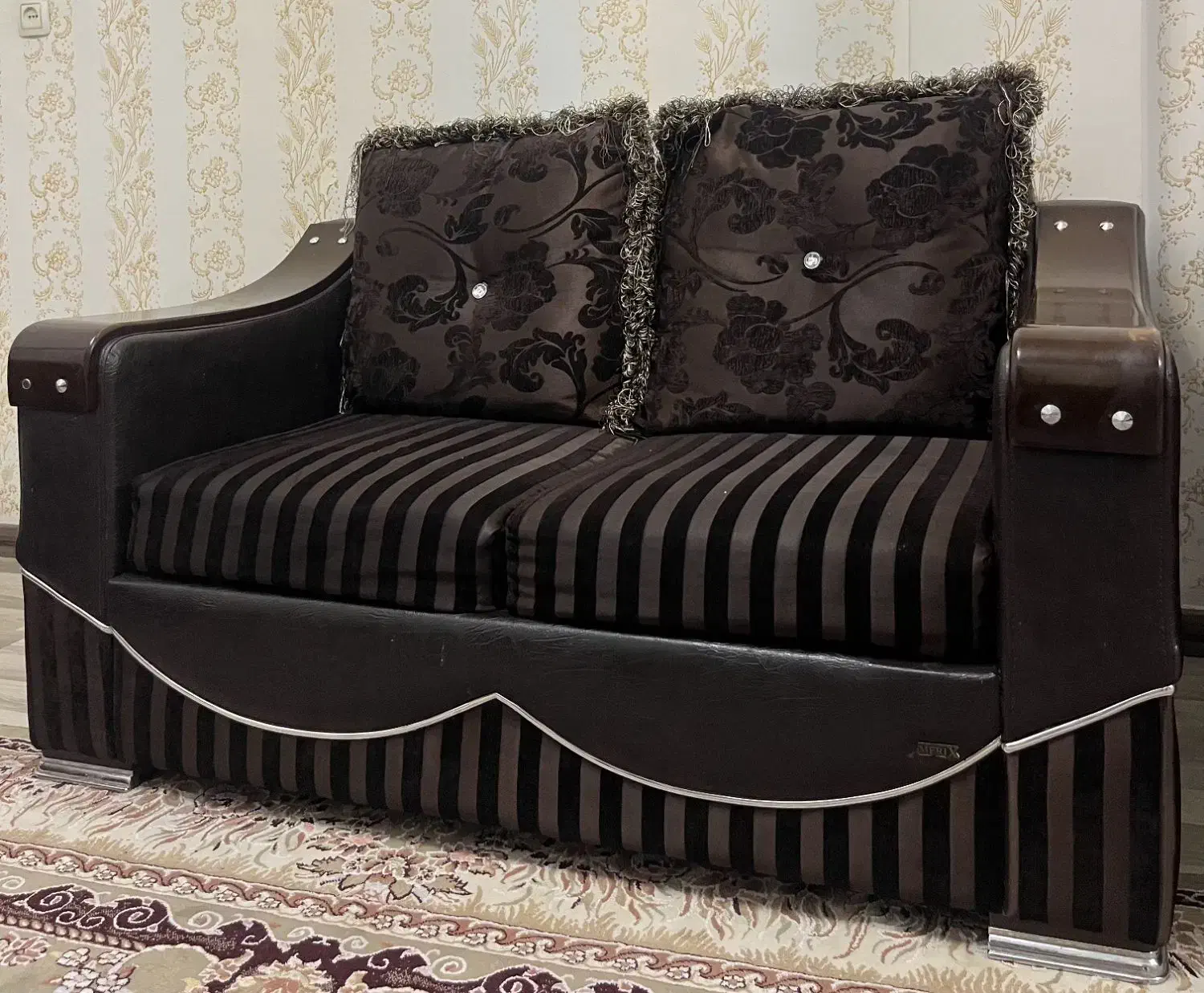 مبل ۷ نفره|مبلمان خانگی و میز عسلی|گرگان, |دیوار