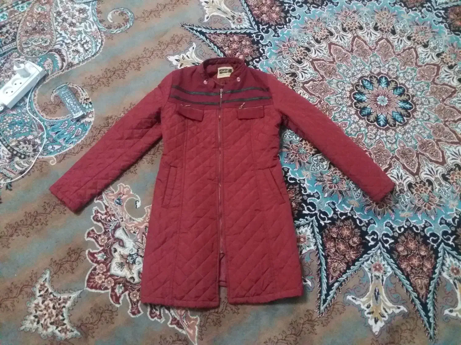 پالتو|لباس|مشهد, شهید آوینی|دیوار