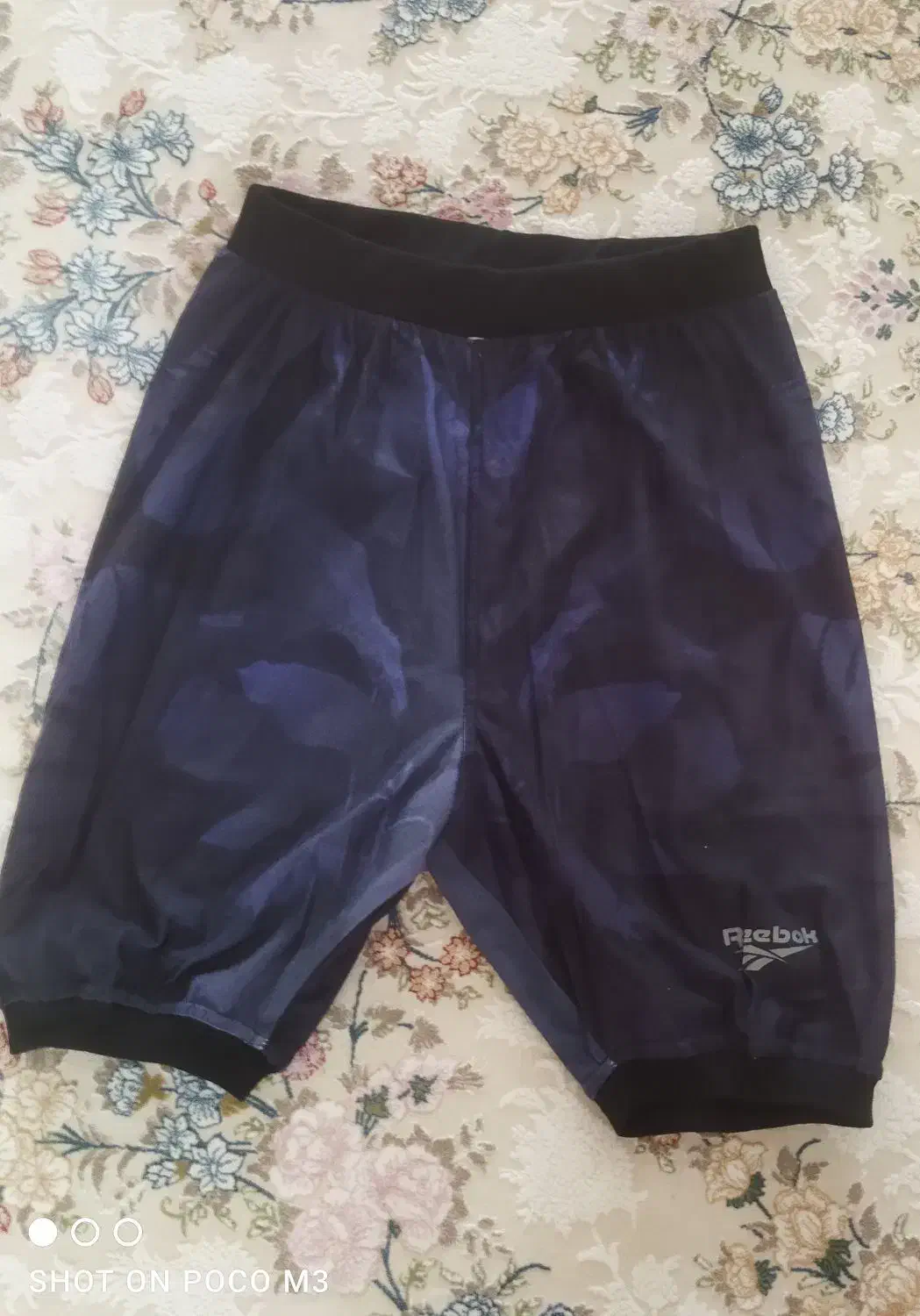 دوبنده وکفش کشتی|لباس|سنندج, |دیوار