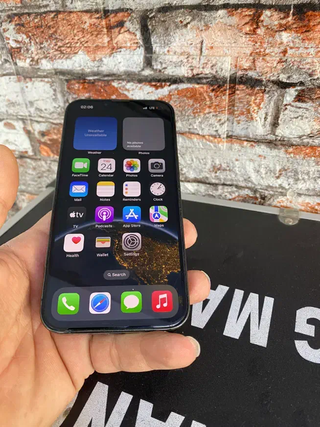 ایفون ۱۳ پرو در حد اک|موبایل|مشهد, حرم مطهر رضوی|دیوار