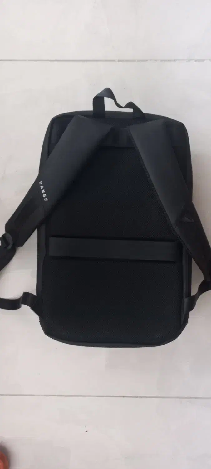 کوله پشتی اصل|کیف، کفش، کمربند|اصفهان, باغ دریاچه|دیوار