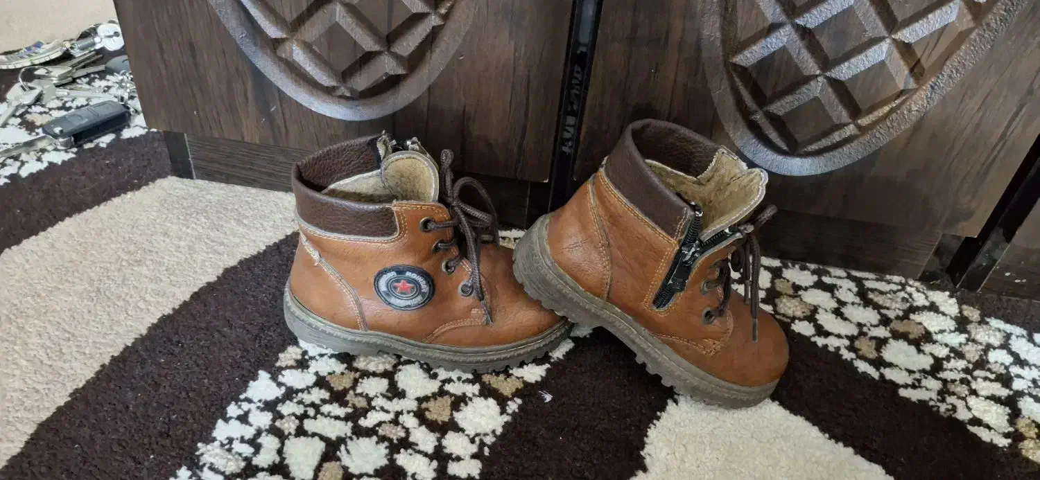 پوت پسرانه عسلی بچه گانه|کفش و لباس بچه|اندیشه, اندیشه فاز ۱|دیوار