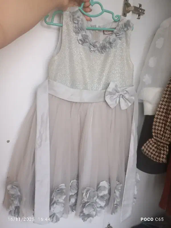 تعدادی لباس دخترونه|لباس|لاهیجان, شهرک فرهنگیان|دیوار