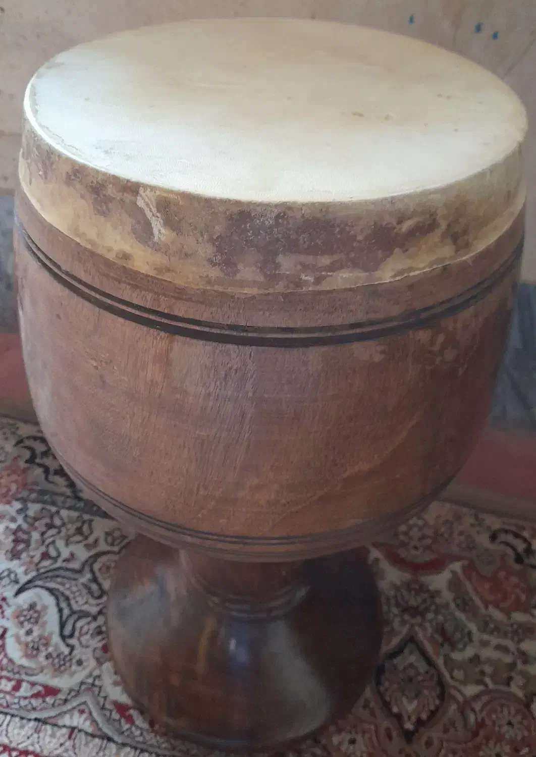 تنبک|سازهای سنتی|نورآباد, |دیوار