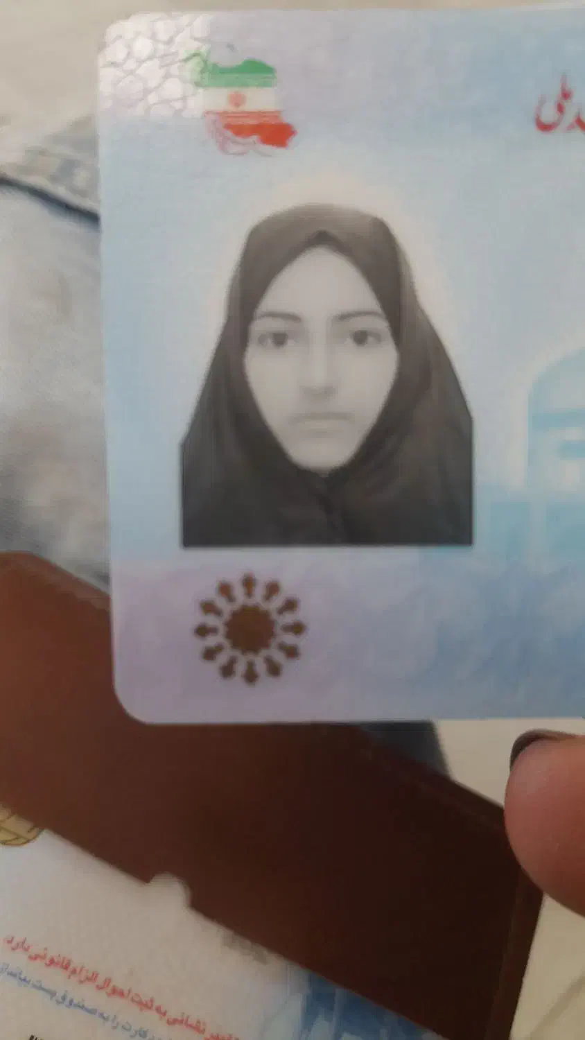 مدارک گم شده|اشیا|تربت جام, بیست متری منبع آب|دیوار