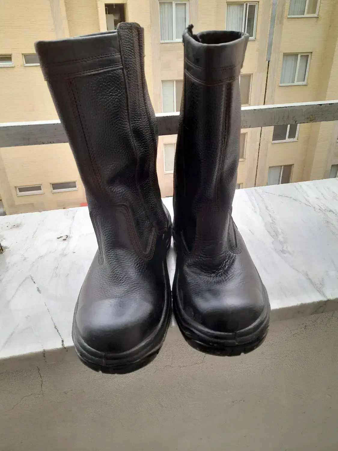 کفش پوتین ایمنی ساق بلند۴۳|کیف، کفش، کمربند|فولادشهر, مسکن مهر فولادشهر|دیوار