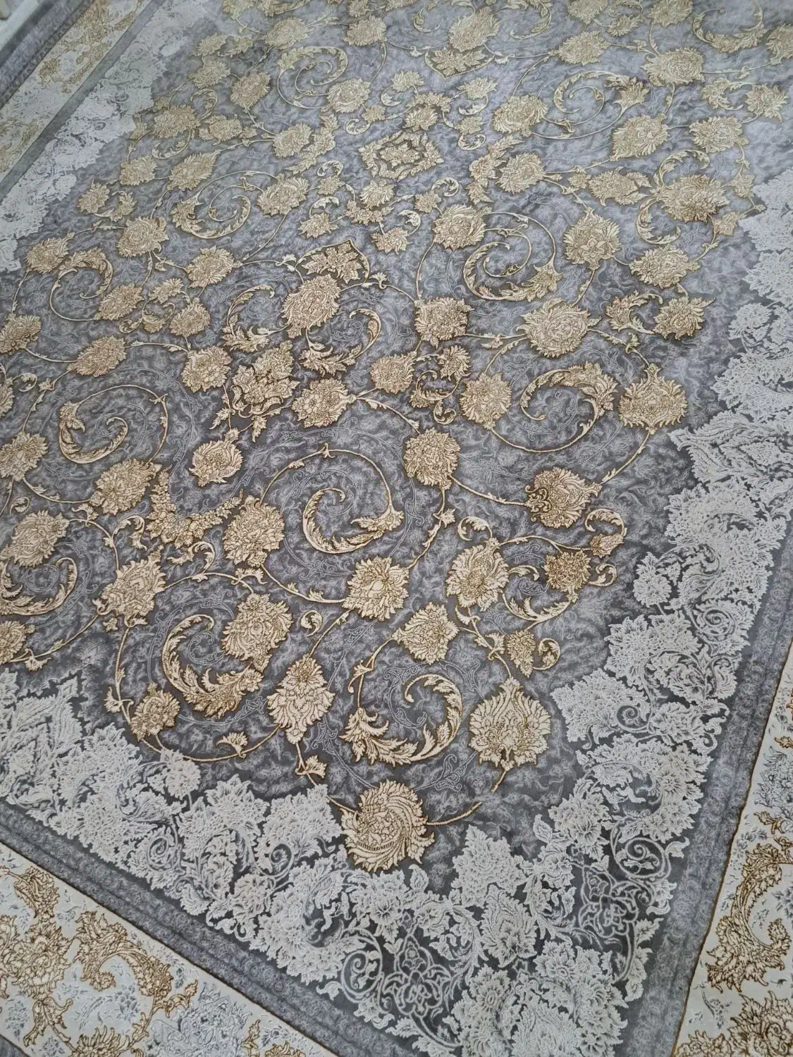 یک تخته فرش طوسی رنگ طلا کوب جدید1200شانه|فرش|بهارستان, |دیوار