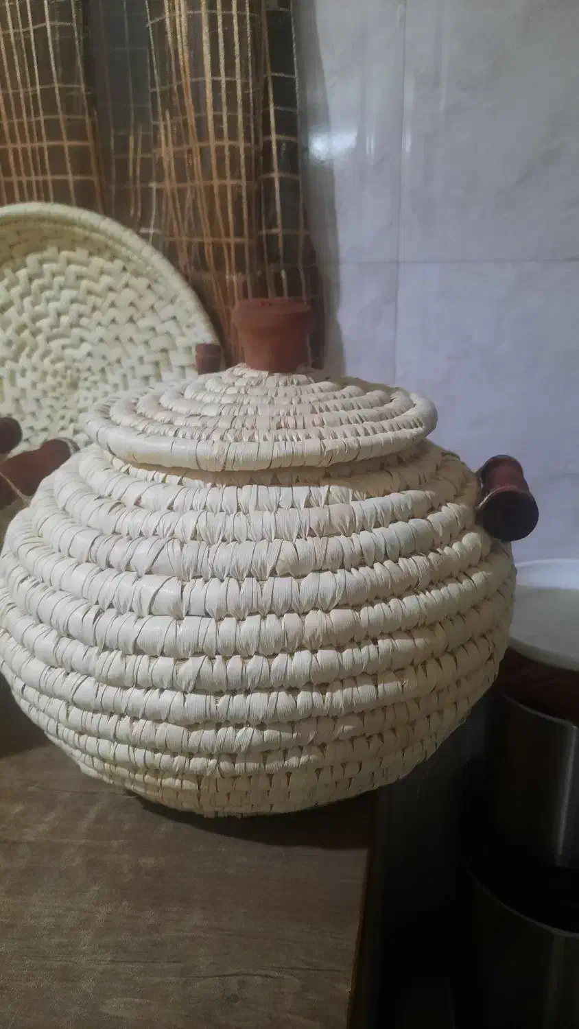 سبد حصیری ۱۰ کیلویی|صنایع دستی و سایر لوازم تزئینی|ری, دیلمان|دیوار