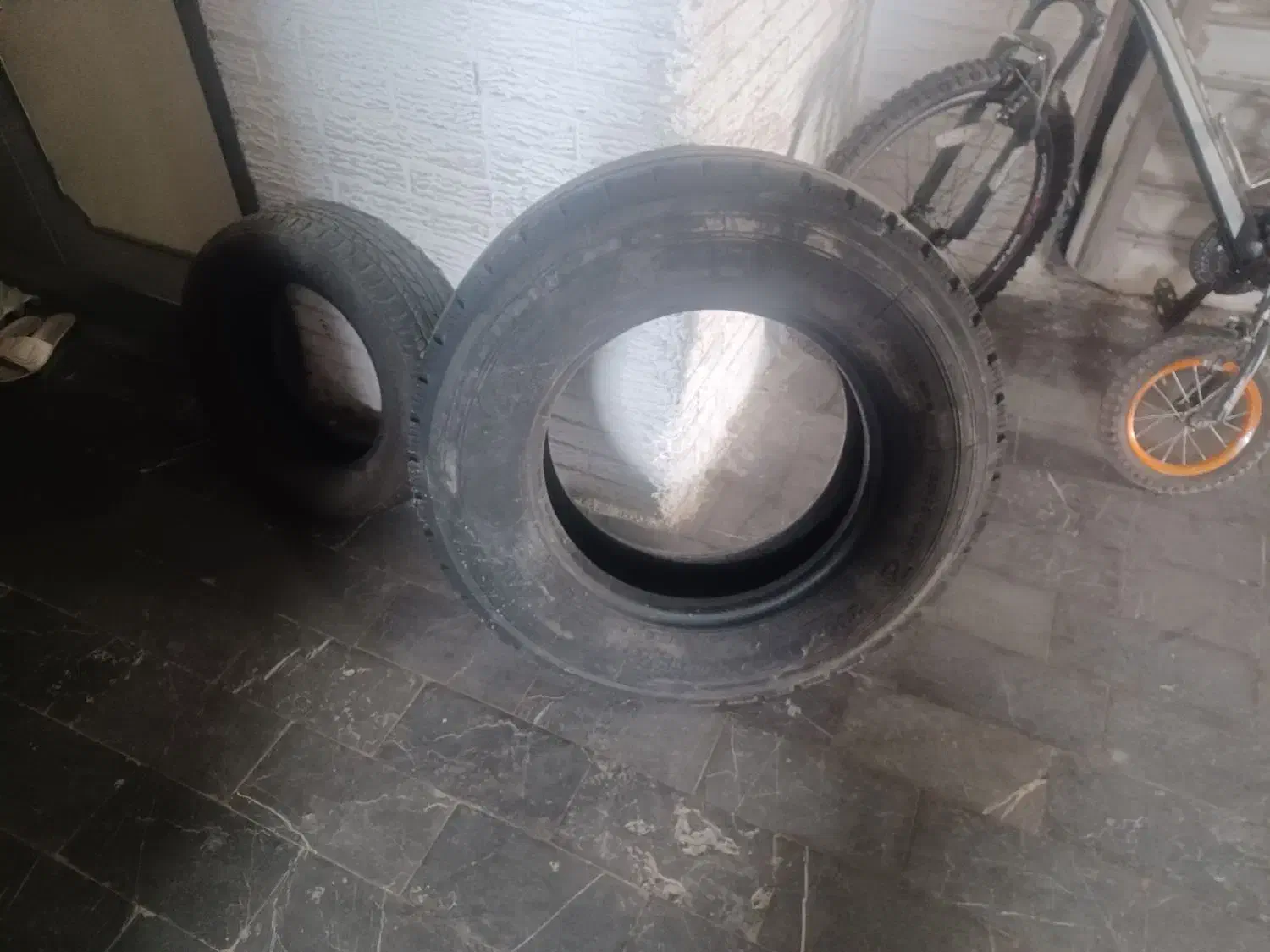 لاستیک نیسان|قطعات یدکی و لوازم جانبی|رباط‌کریم, رباط‌کریم|دیوار