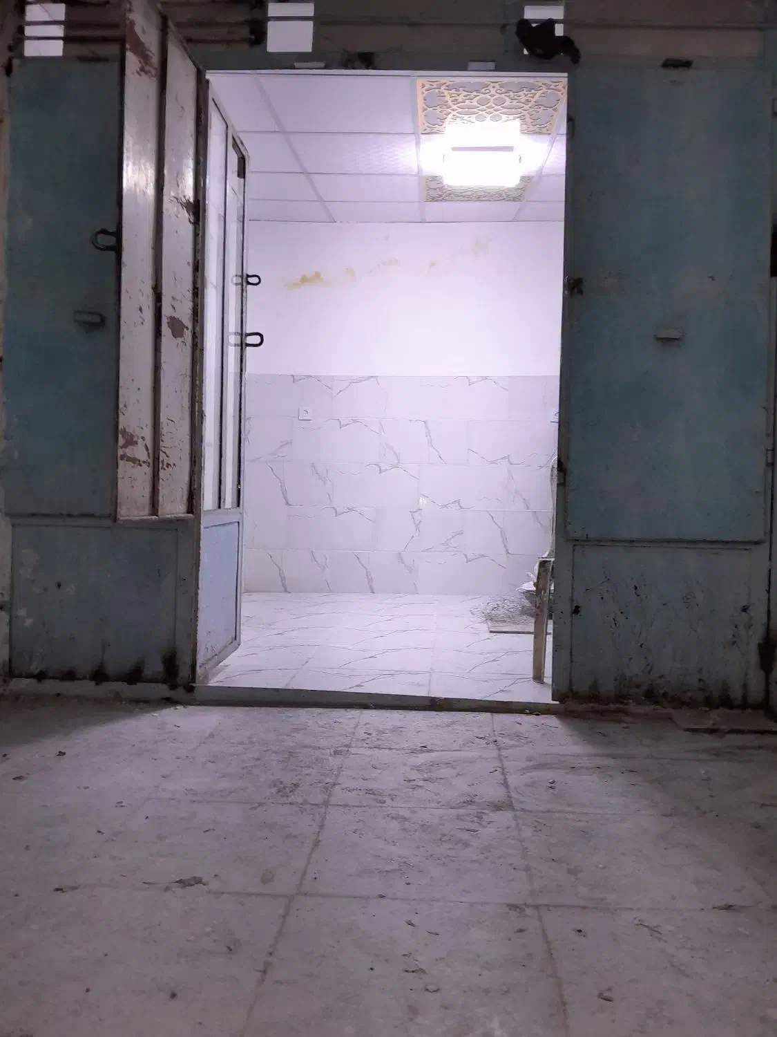 مغازه فروشی ۲۲ بهمن|فروش مغازه و غرفه|اسلامآباد غرب, |دیوار