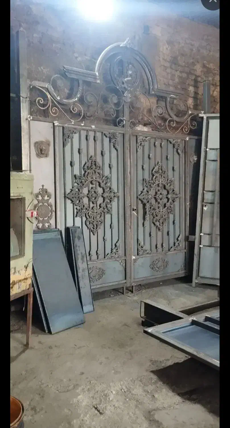 جوشکاری درب و پنجره اسکلت حفاظ|خدمات پیشه و مهارت|شهریار, شهریار|دیوار