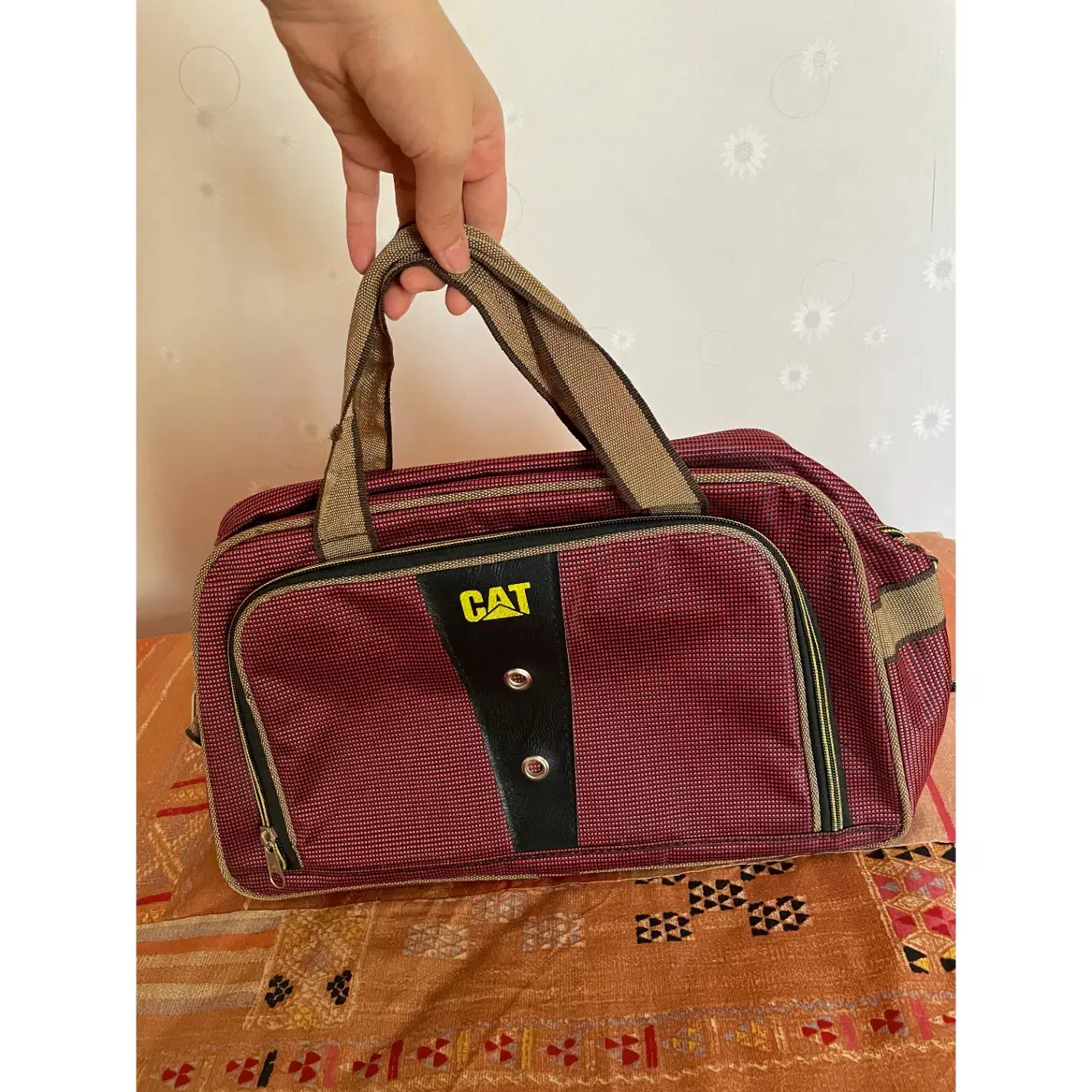 کیف|کیف، کفش، کمربند|سمنان, |دیوار