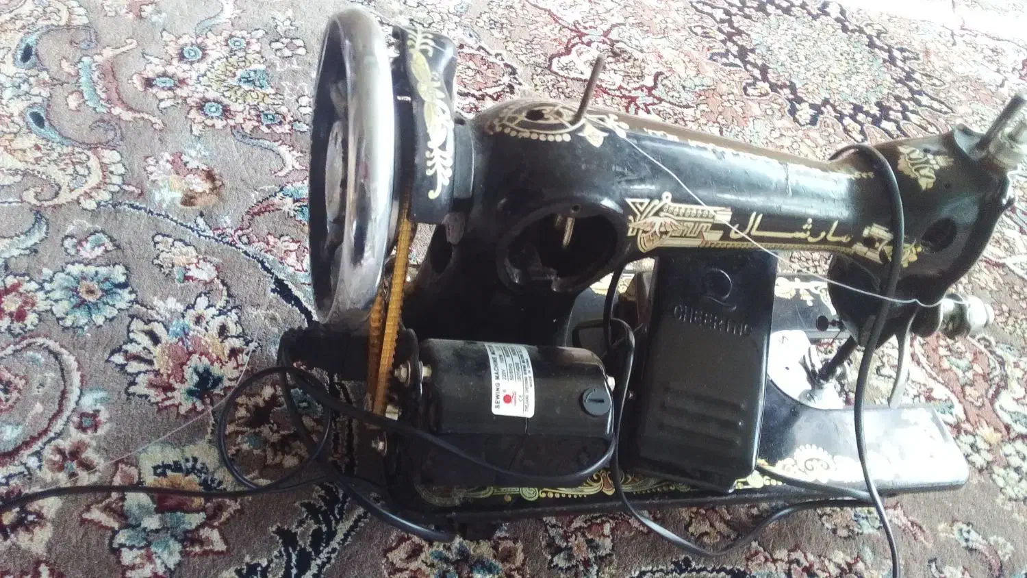 چرخ خیاطی|چرخ خیاطی و ریسندگی|کاشان, قطب راوندی|دیوار