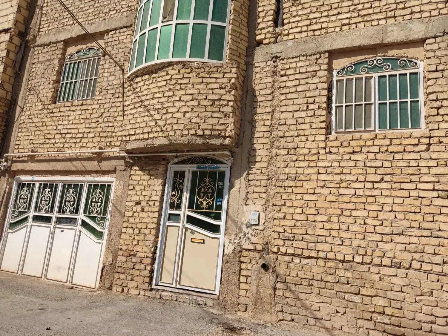 نماکارکاشیکار سرامیک موزاییک پله نرده لوله کشی|خدمات پیشه و مهارت|شیراز, حجت آباد|دیوار