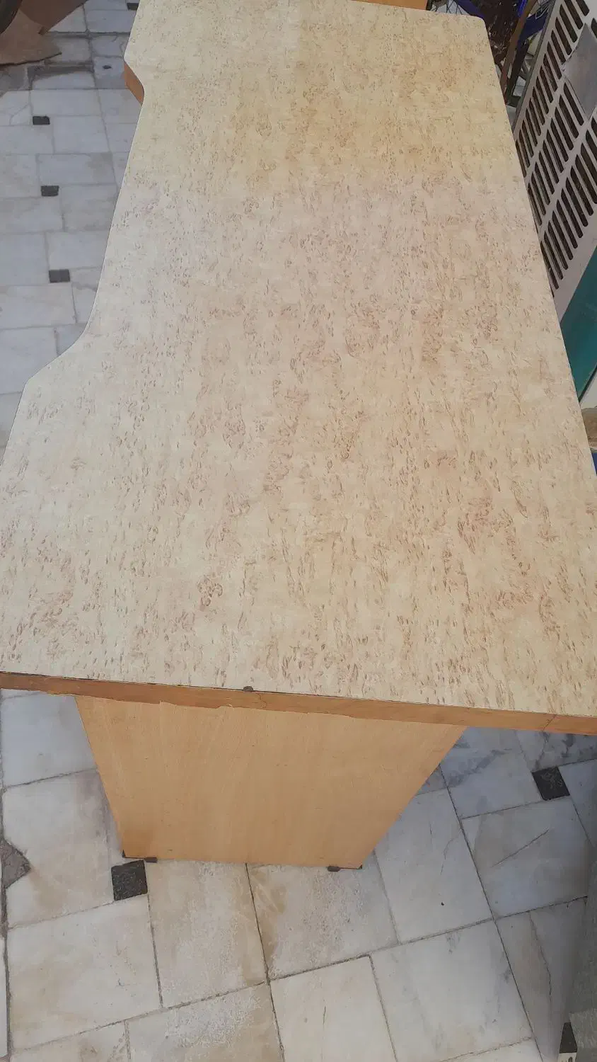 میز کامپیوتر و مطالعه|میز تحریر و کامپیوتر|قم, نخودی|دیوار