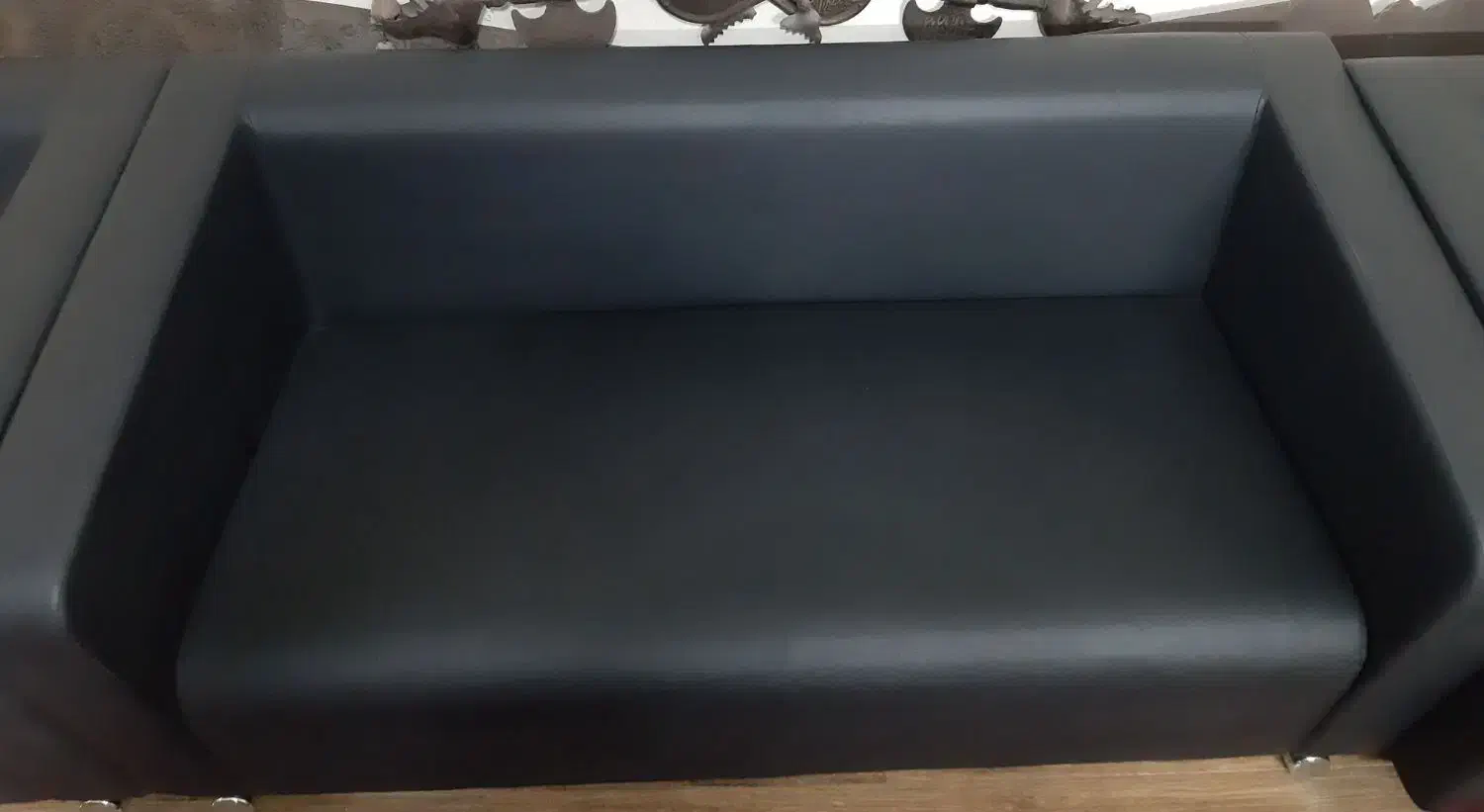 یک دست مبل ۶ نفره چرمی برند هلگر|مبلمان اداری|اسلامشهر, شهرک لاله|دیوار