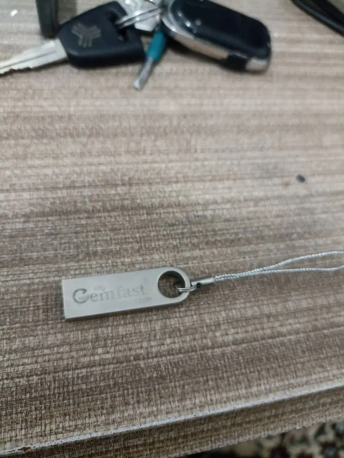 فلش مموری 32 گیگ|لوازم جانبی موبایل و تبلت|تربت جام, کشتارگاه|دیوار