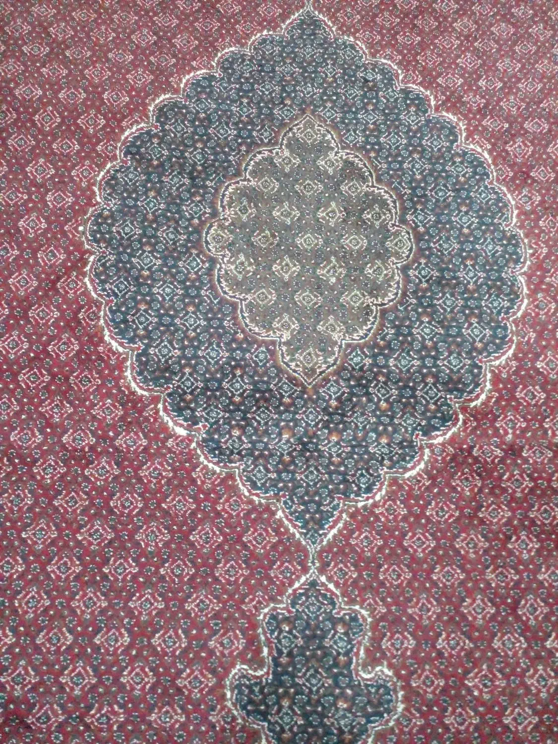 فرش ۹متری ماشینی ریزه ماهی|فرش|اردبیل, |دیوار