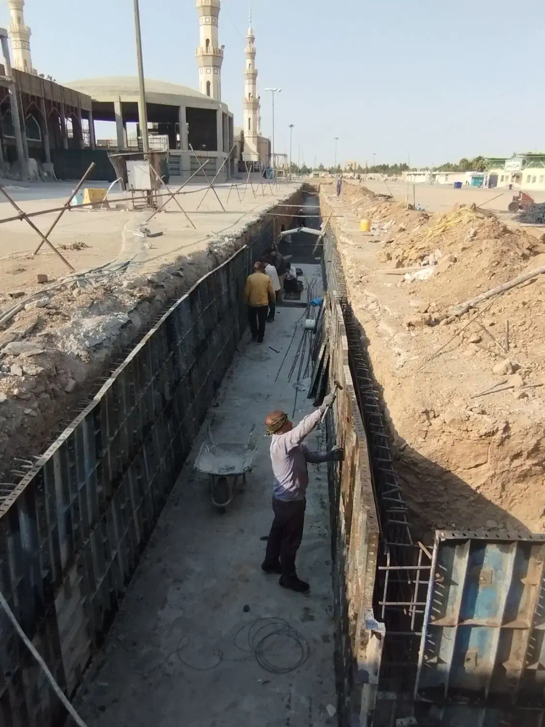 ارماتور بندی وقالب بندی|استخدام معماری، عمران و ساختمانی|قم, جمکران|دیوار