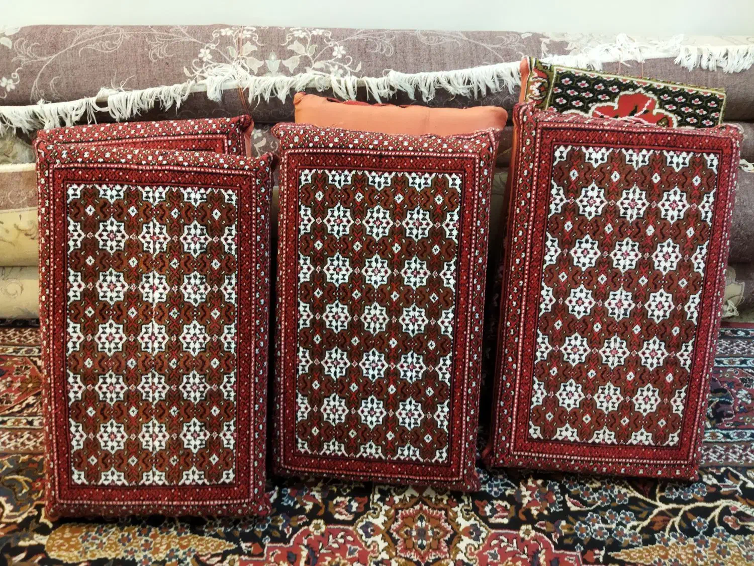 پشتی|پشتی|شهرکرد, |دیوار