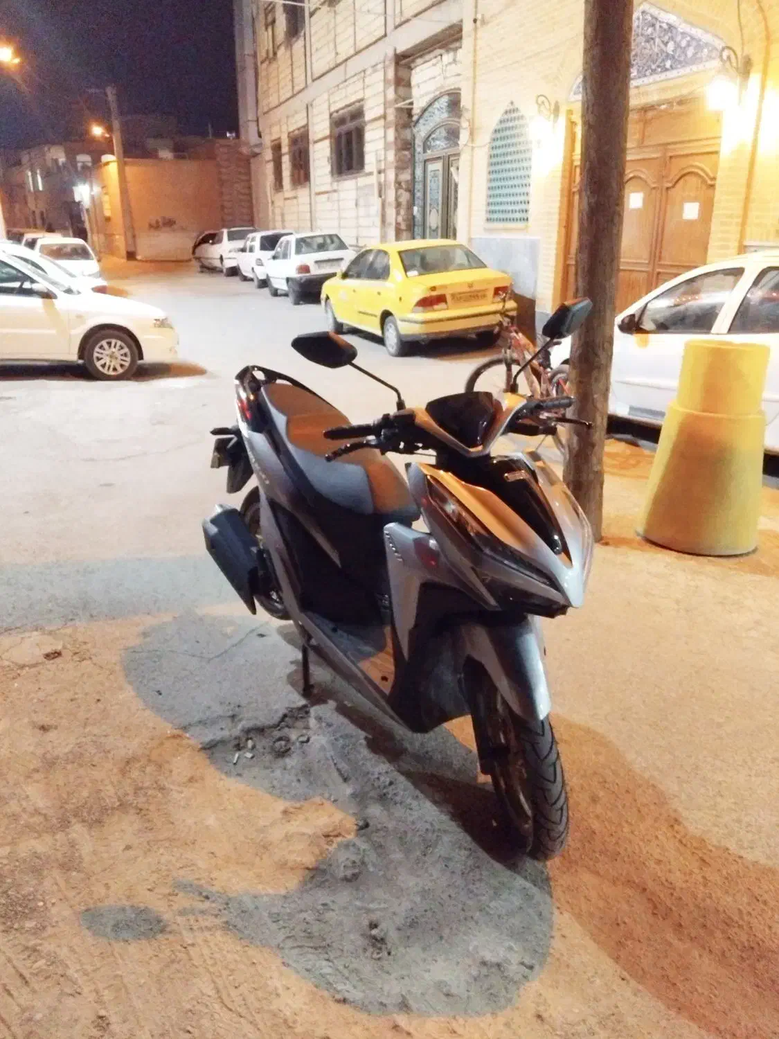 کلیک مشابه صفر|موتورسیکلت|قم, نیروگاه|دیوار