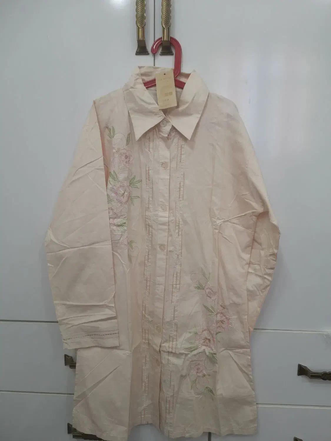 لباس|لباس|کاشان, نوش آباد|دیوار