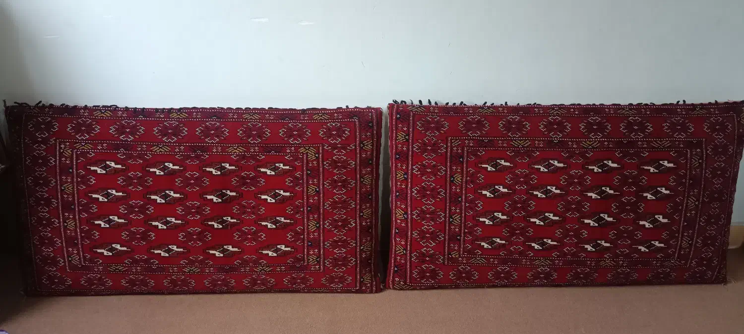 دو جفت پشتی دست باف در حد نو|پشتی|گرگان, |دیوار