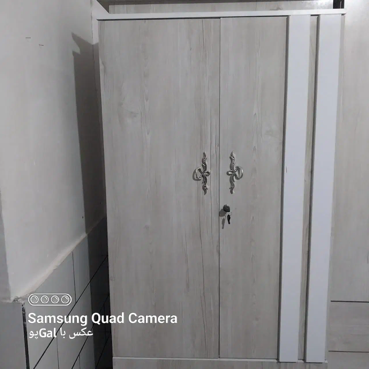 جا کفشی|جاکفشی، کمد، دراور|فیروزآباد (فارس), |دیوار