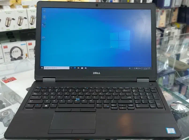 لپ تاپ‌ Dell Latitude E5570|رایانه همراه|بروجرد, |دیوار
