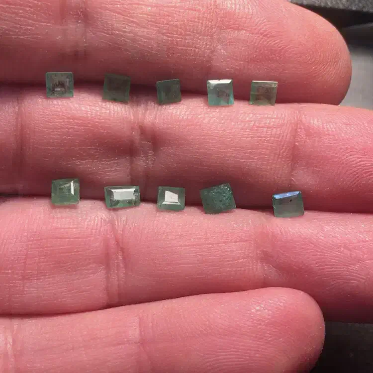 زمرد اصل|جواهرات|شیراز, سینما سعدی|دیوار