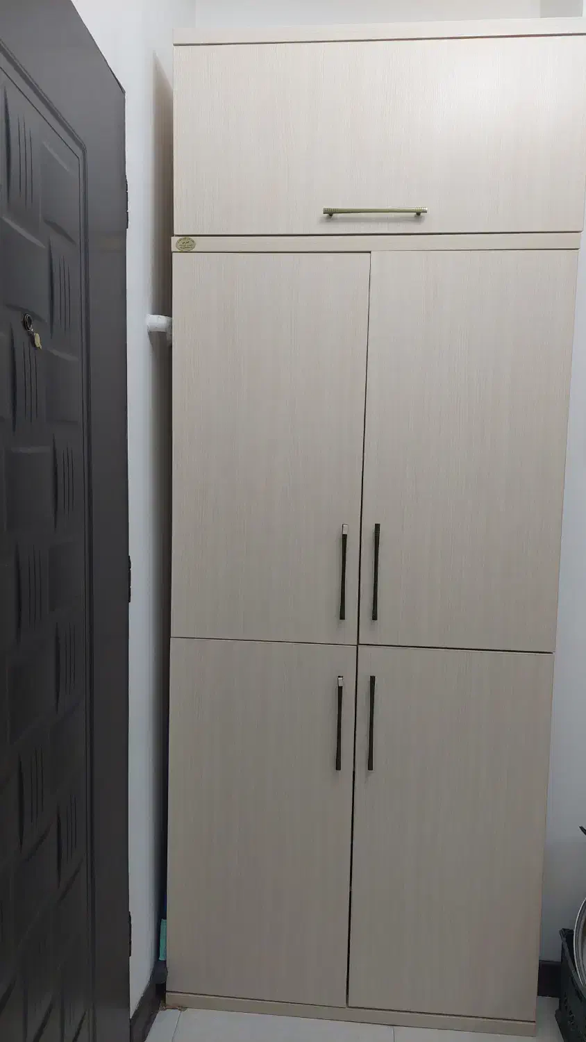 کمد جاکفشی|جاکفشی، کمد، دراور|نظرآباد, شهرک بزرگمهر|دیوار