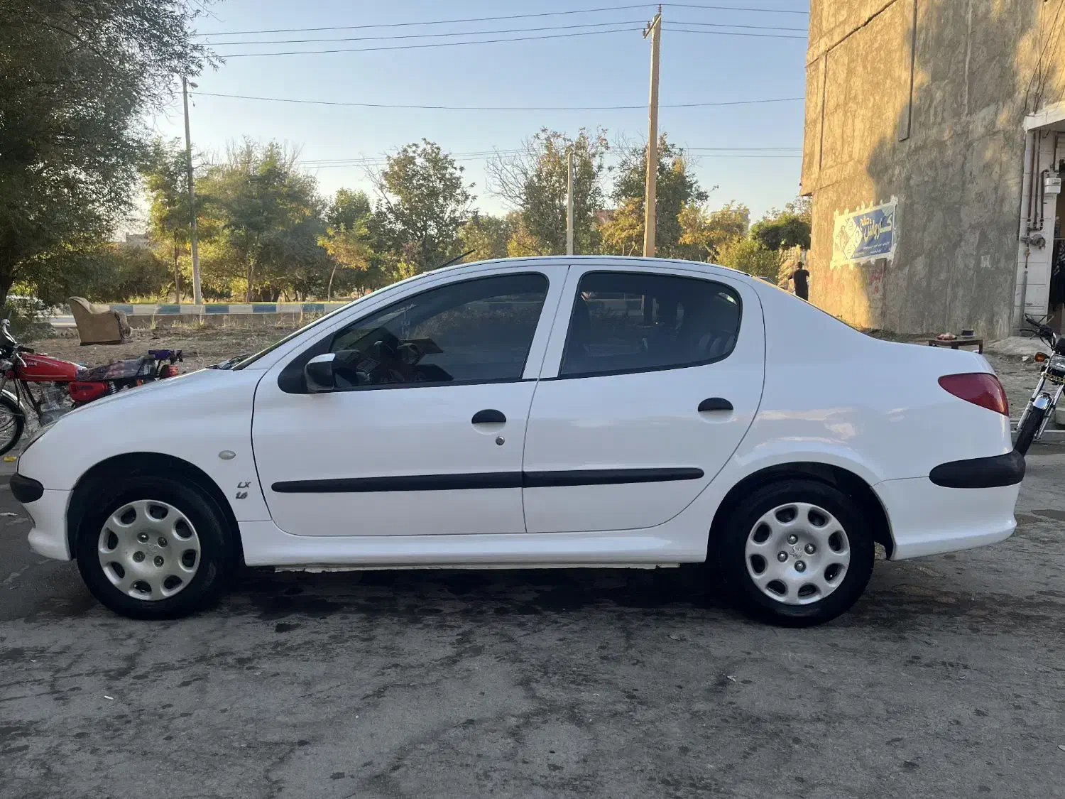 206 sd v8(بدون رنگ)|خودرو سواری و وانت|بروجرد, |دیوار