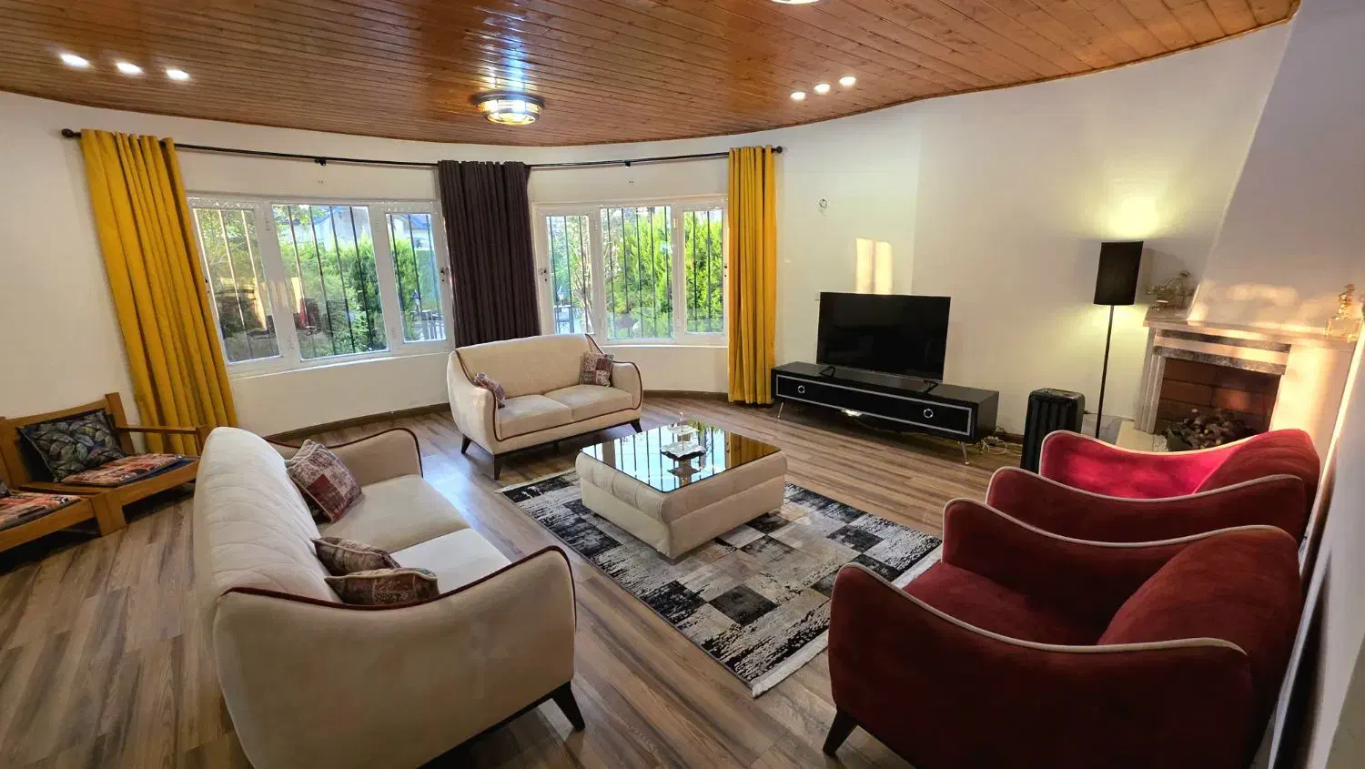 اجاره ماهیانه ویلا چهار خوابه دوبلکس|اجارهٔ کوتاهمدت ویلا و باغ|رویان, |دیوار