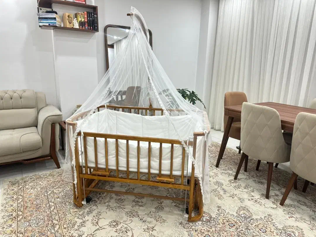 گهواره کودک|تخت و صندلی بچه|سنندج, |دیوار