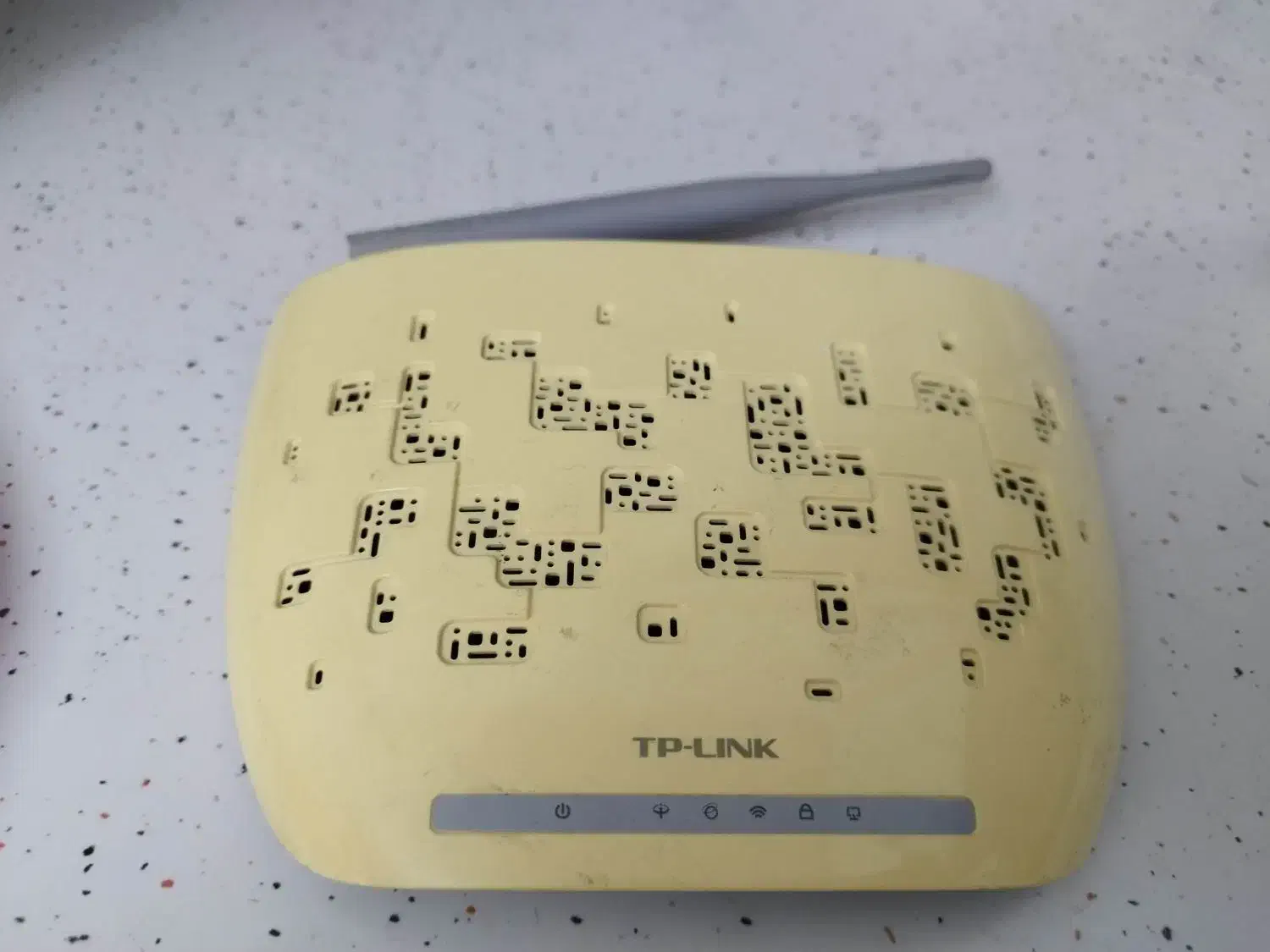 دو عدد مودم سالم با فیمت پایین به فروش میرسد|مودم و تجهیزات شبکه|تبریز, |دیوار