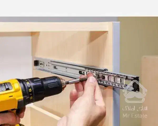 نصب و تعمیر تخت و کمد|خدمات پیشه و مهارت|اردکان, |دیوار