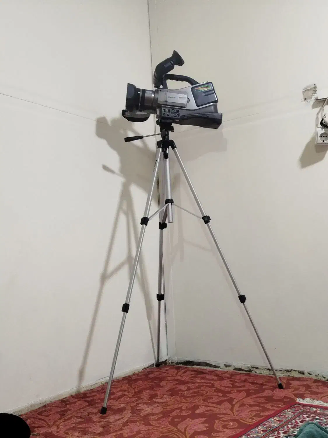 دوربین فیلم برداری پاناسونیک|دوربین عکاسی و فیلمبرداری|بم, |دیوار