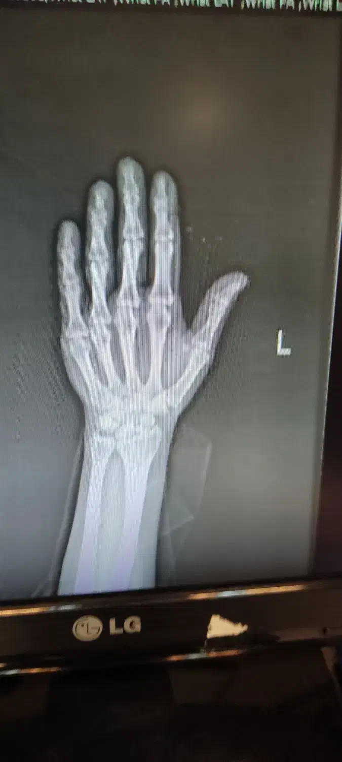 مراقبت از بیمار|استخدام درمانی، زیبایی، بهداشتی|رشت, معلم|دیوار