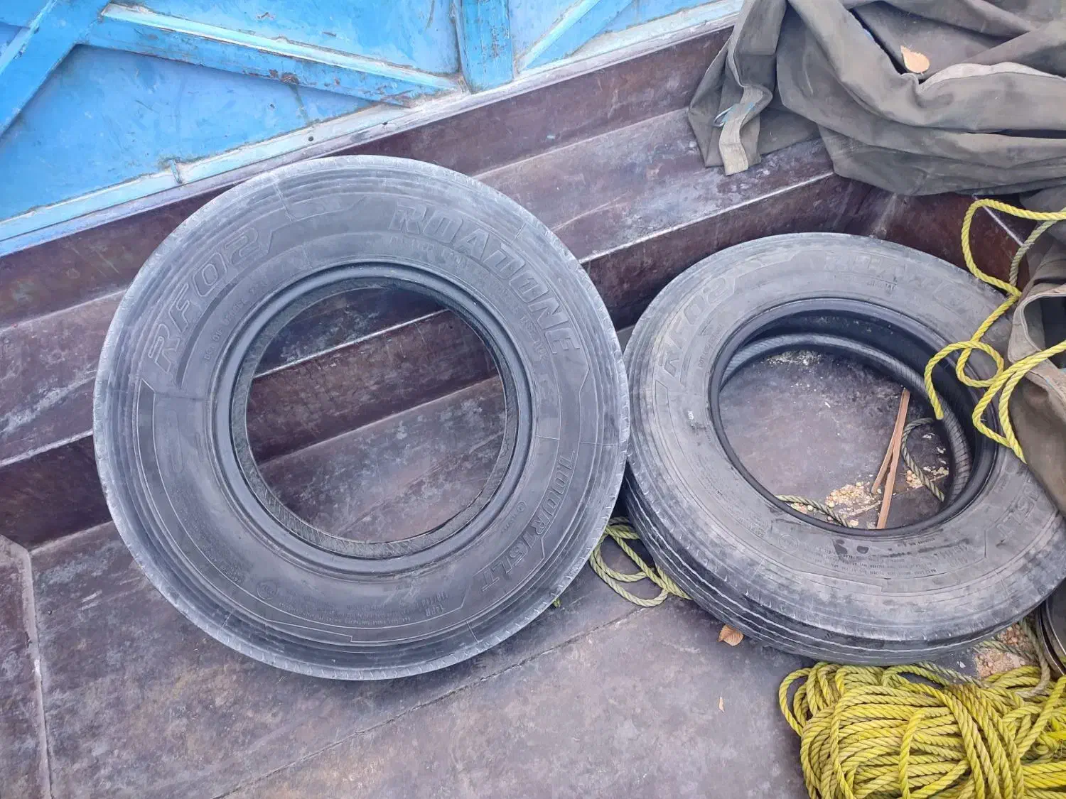 لاستیک نیسانی ۶۵ درصد تمیز|قطعات یدکی و لوازم جانبی|شهرضا, |دیوار