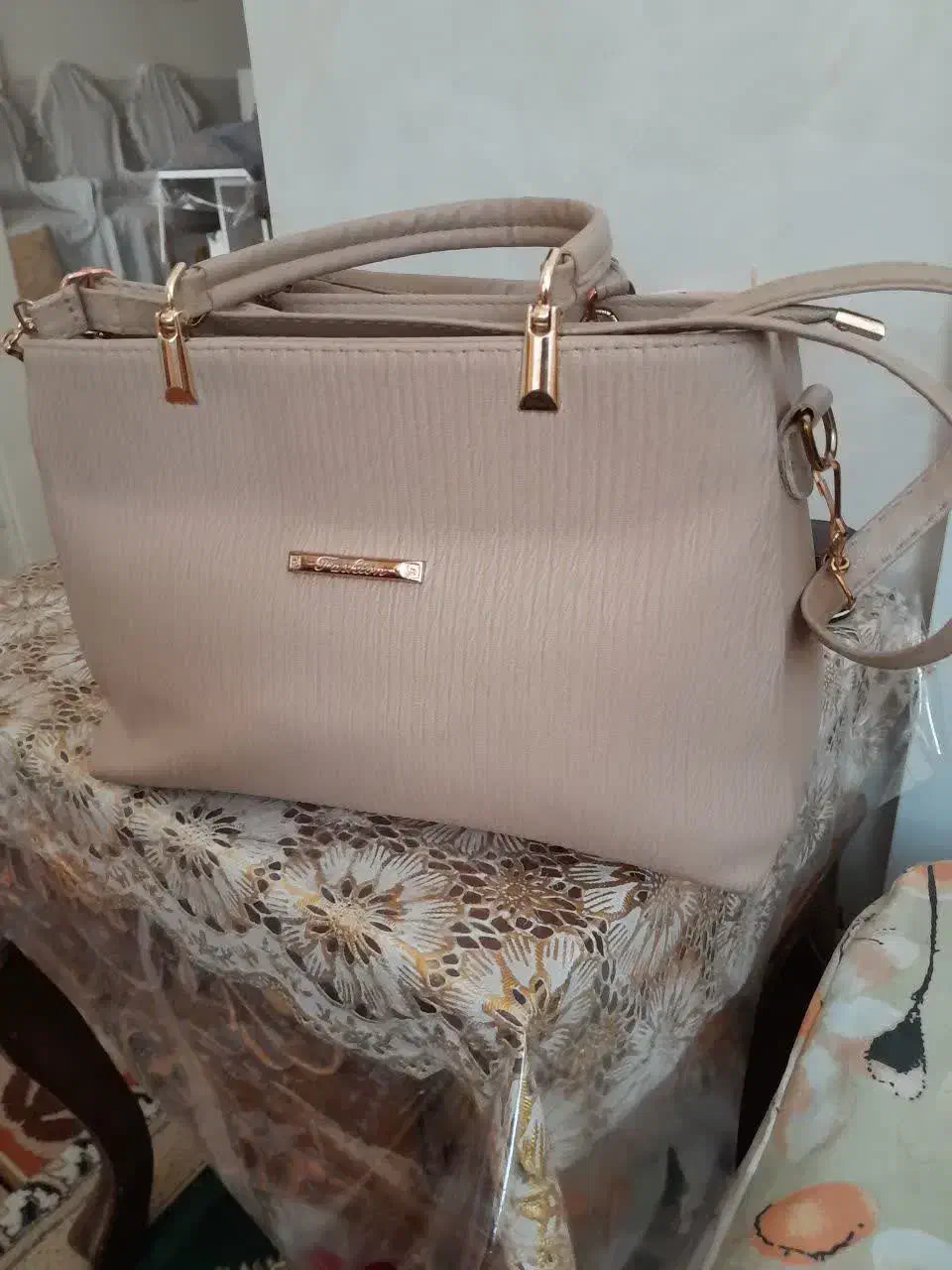 البسه خارجی جنسش خوب|حراج|اصفهان, دانشگاه اصفهان|دیوار