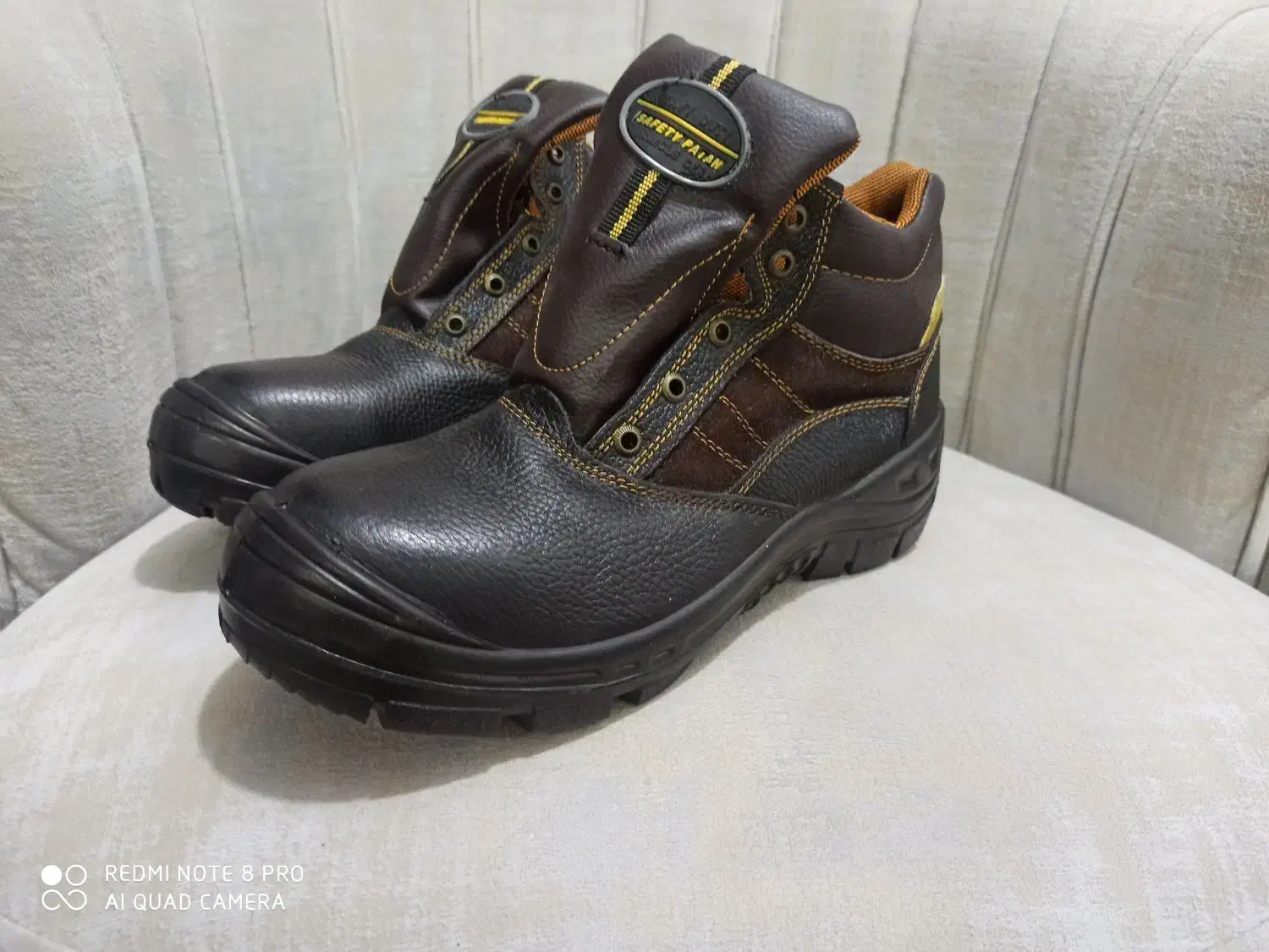 کفش ایمنی و کار|کیف، کفش، کمربند|اندیمشک, |دیوار