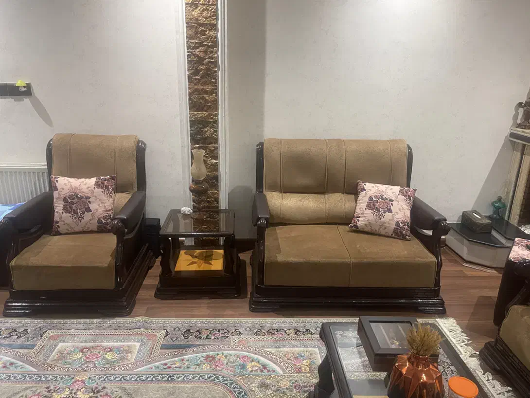 مبل|مبلمان خانگی و میز عسلی|صومعه‌سرا, |دیوار