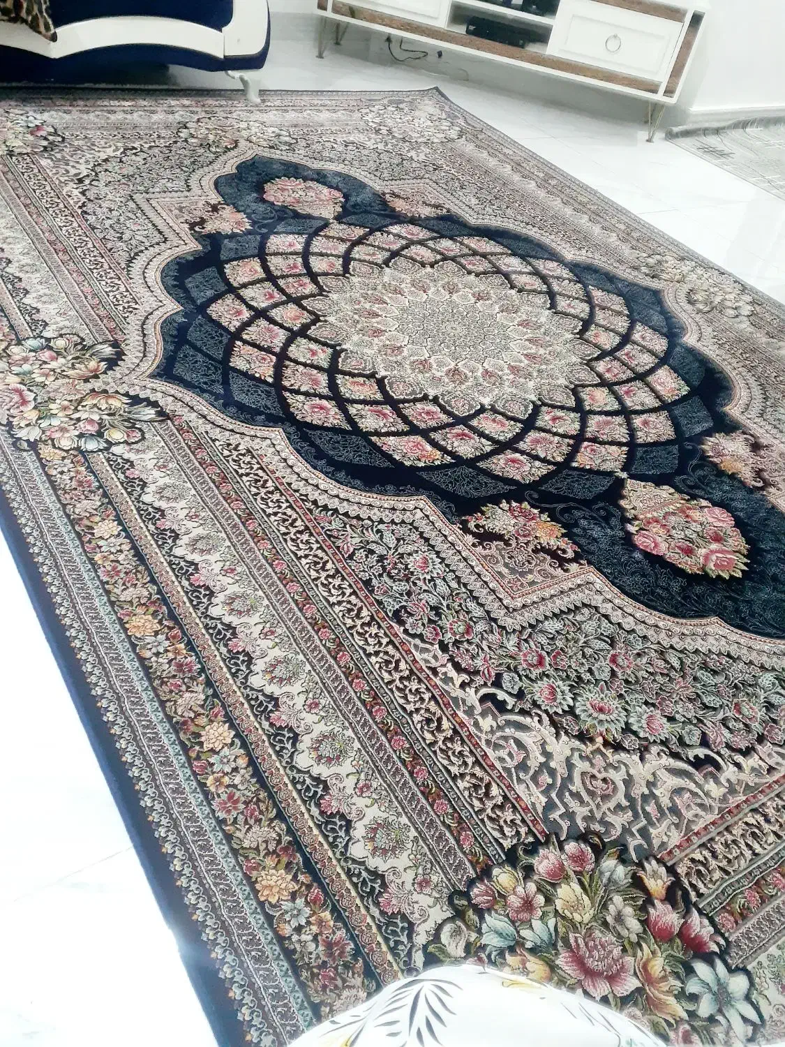 دوعددفرش شیش متری|فرش|رشت, عینک|دیوار