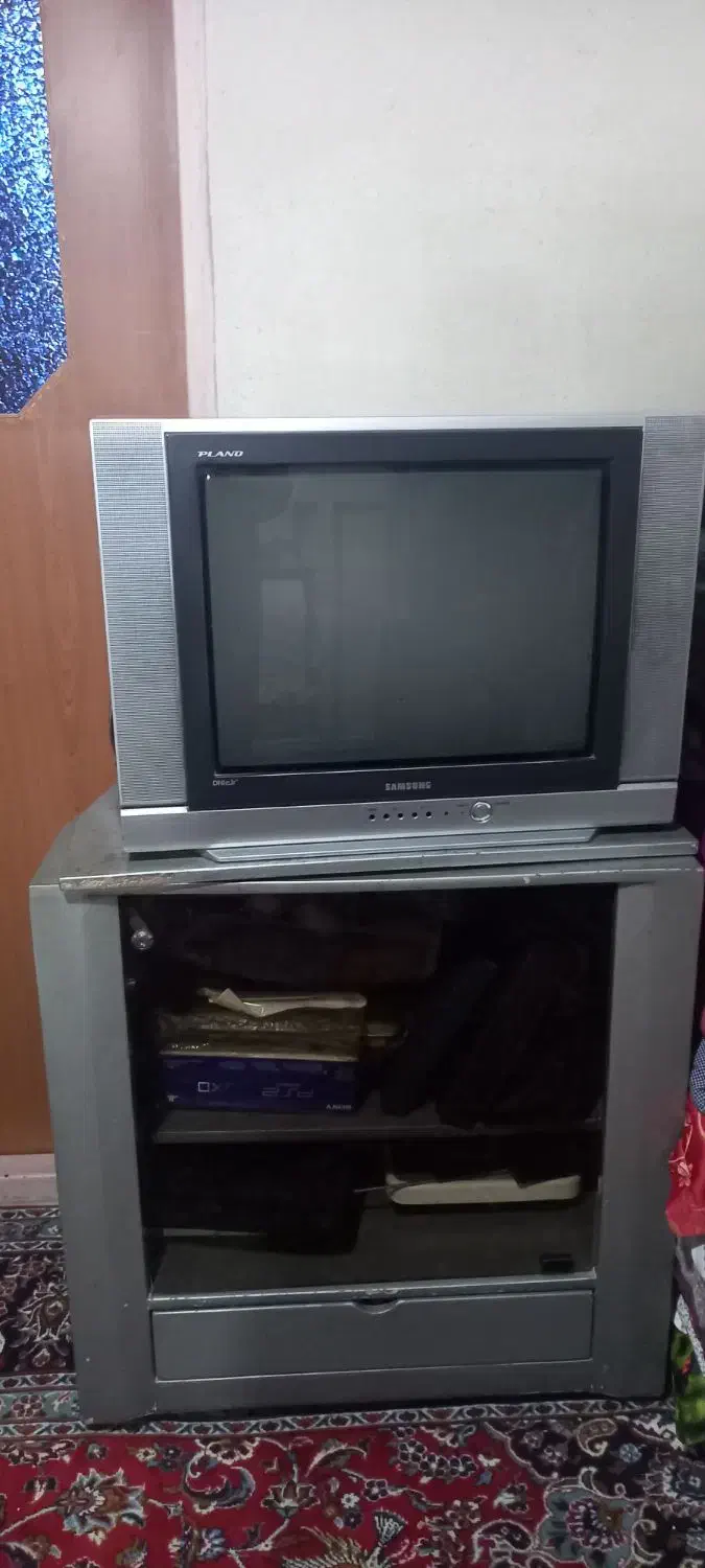 تلویزیون ۲۱ اینچ سامسونگ|تلویزیون و پروژکتور|ری, کارخانه سیمان|دیوار