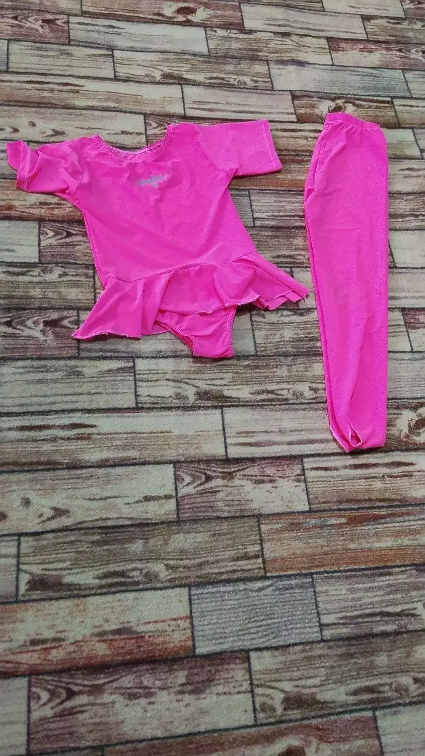 لباس ژیمناستیک|تجهیزات ورزشی|اسدآباد, |دیوار