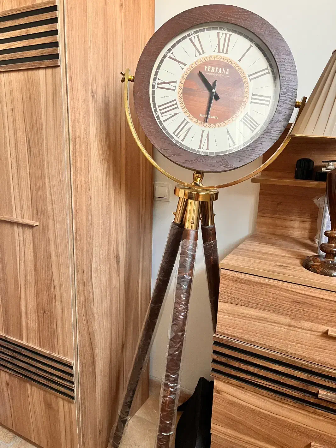 ساعت سه پایه چوبی|ساعت دیواری و تزئینی|یزد, |دیوار