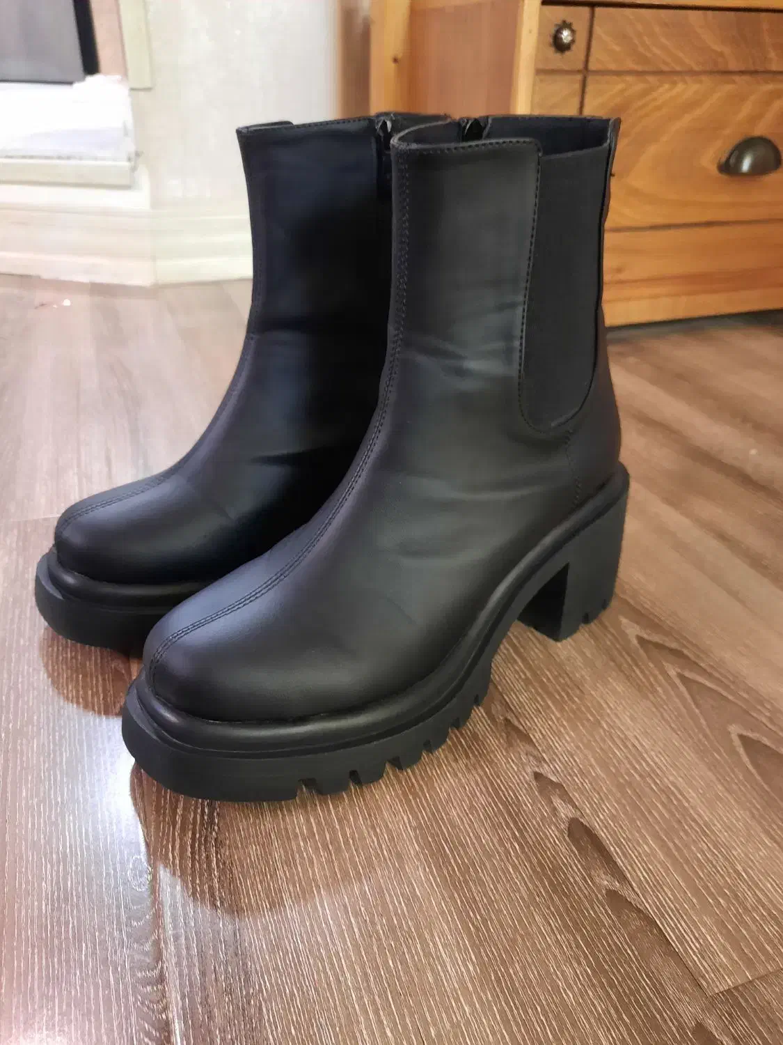 نیم بوت نو|کیف، کفش، کمربند|شاهرود, |دیوار