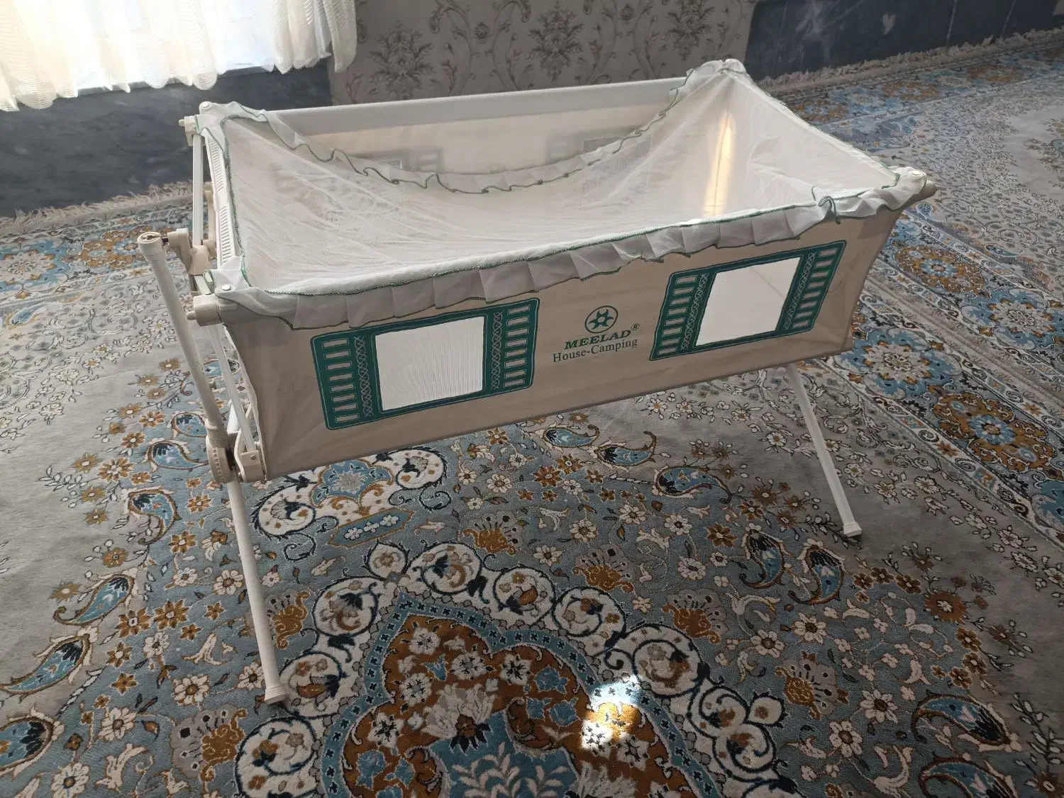 گهواره میلاد|تخت و صندلی بچه|شیراز, شریف‌آباد|دیوار