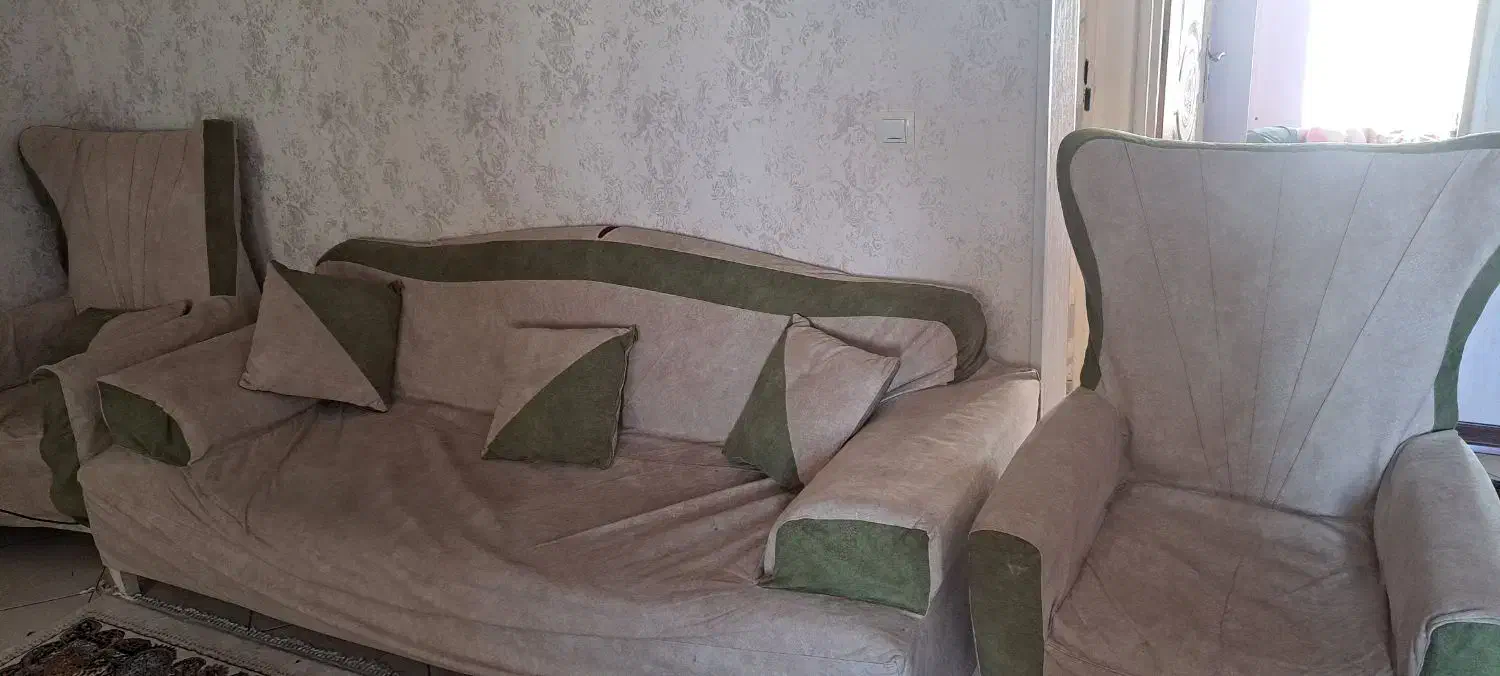 مبل راحتی نیم ست|مبلمان خانگی و میز عسلی|اراک, |دیوار